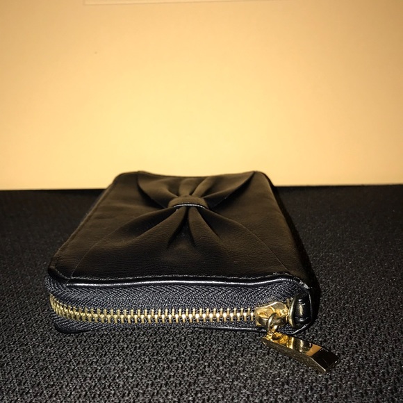 Black Bow Leather Wallet - Picture 4 of 7